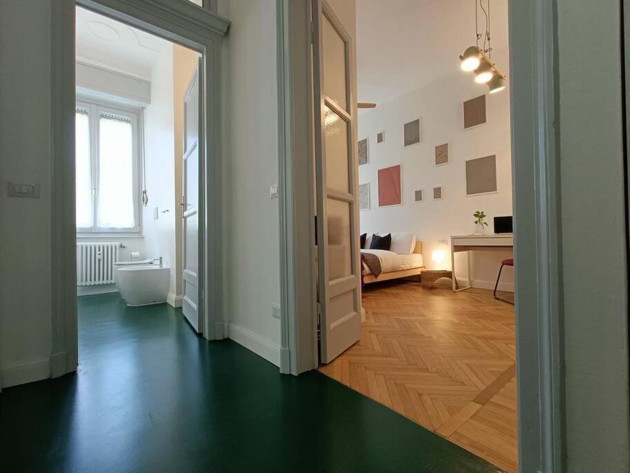 Stylish Flat Near Station And City Center Como Luaran gambar